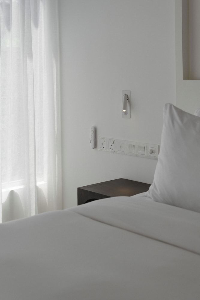 Comfort Room, 1 King Bed, Garden View