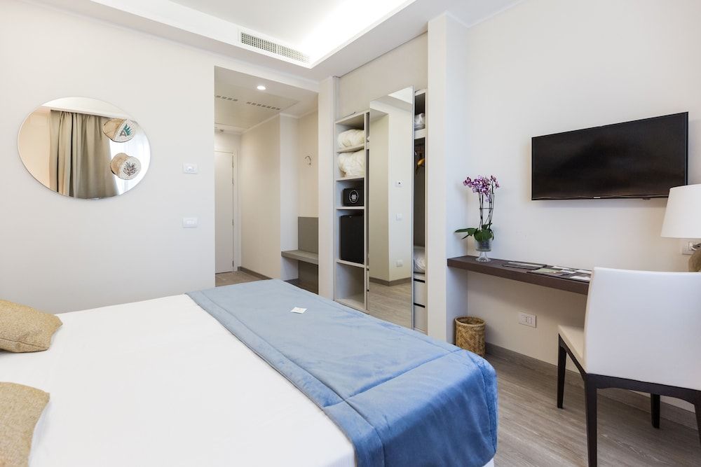 Villa Cavalletti Panoramic Double Room (Grand Tour Armonia Vista Roma) 3