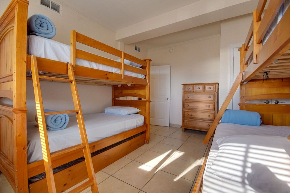 undefined Americana Condos 10th street 9