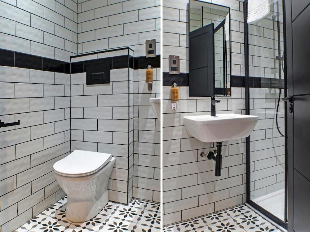 OYO Tamworth Arms Boutique Pub & Hotel Standard Double Room 5