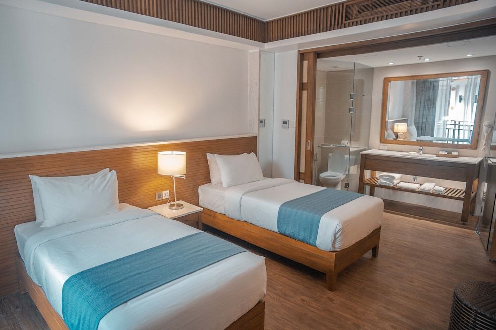 undefined Mandarin White Sand Boracay 5