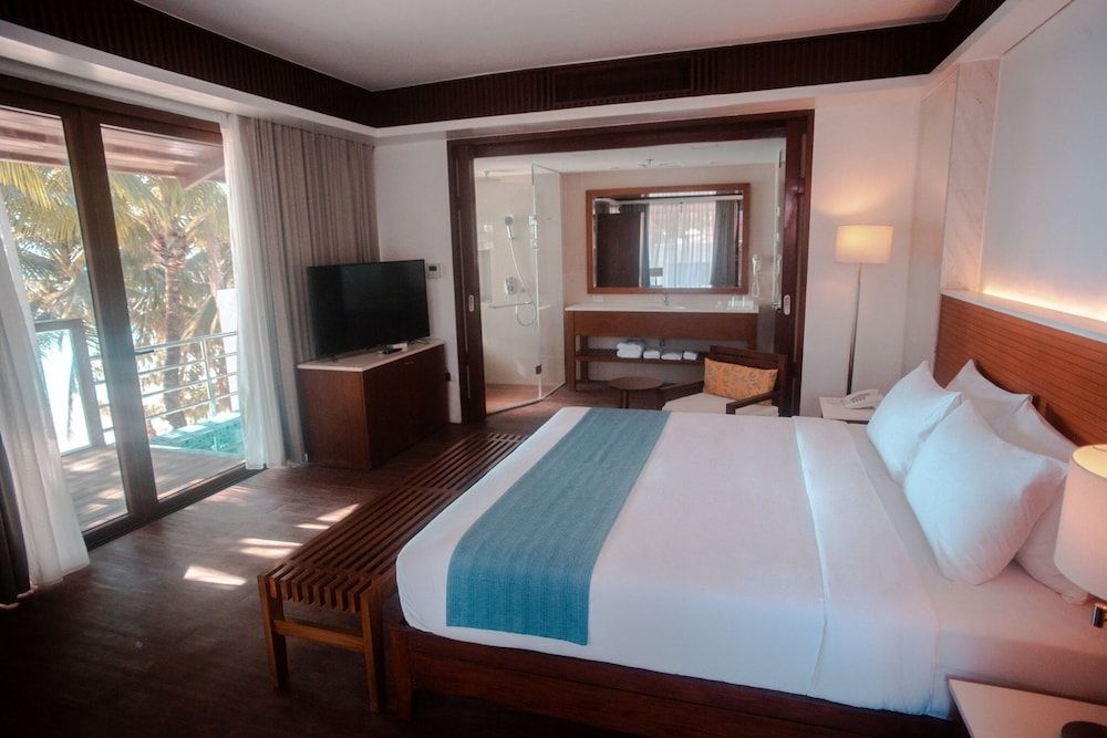 undefined Mandarin White Sand Boracay 3