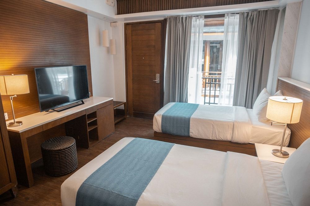 Mandarin White Sand Boracay Deluxe Twin Room