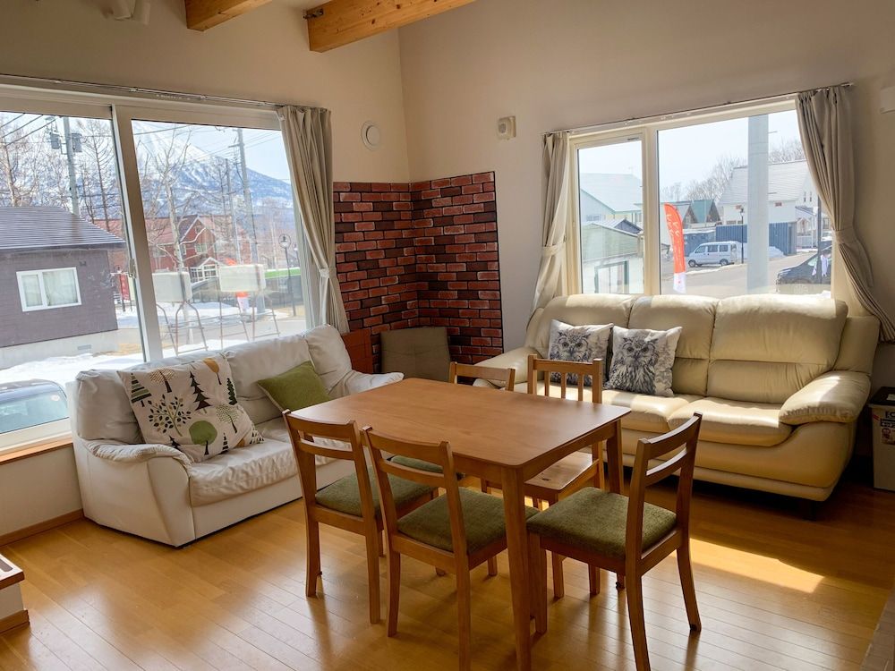 Trailside Apartments & Chalet Deluxe Chalet 15