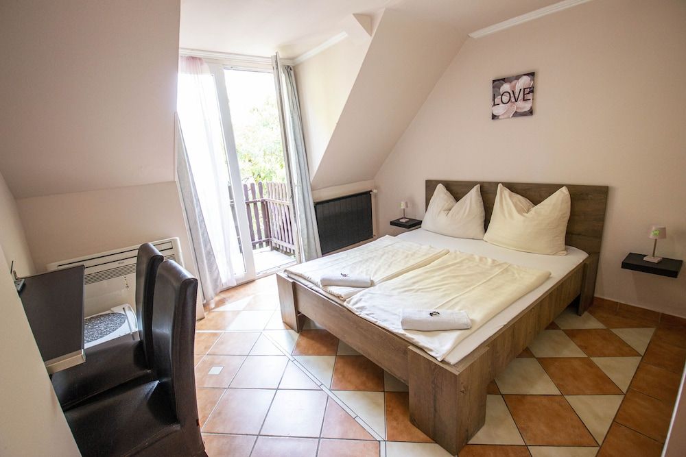 Richter Pansion Classic Room, 1 Double Bed, Non Smoking 7