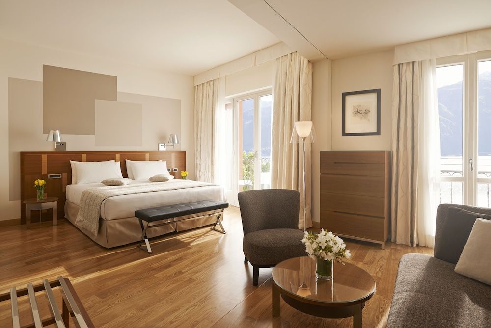 Junior Room, Partial Lake View