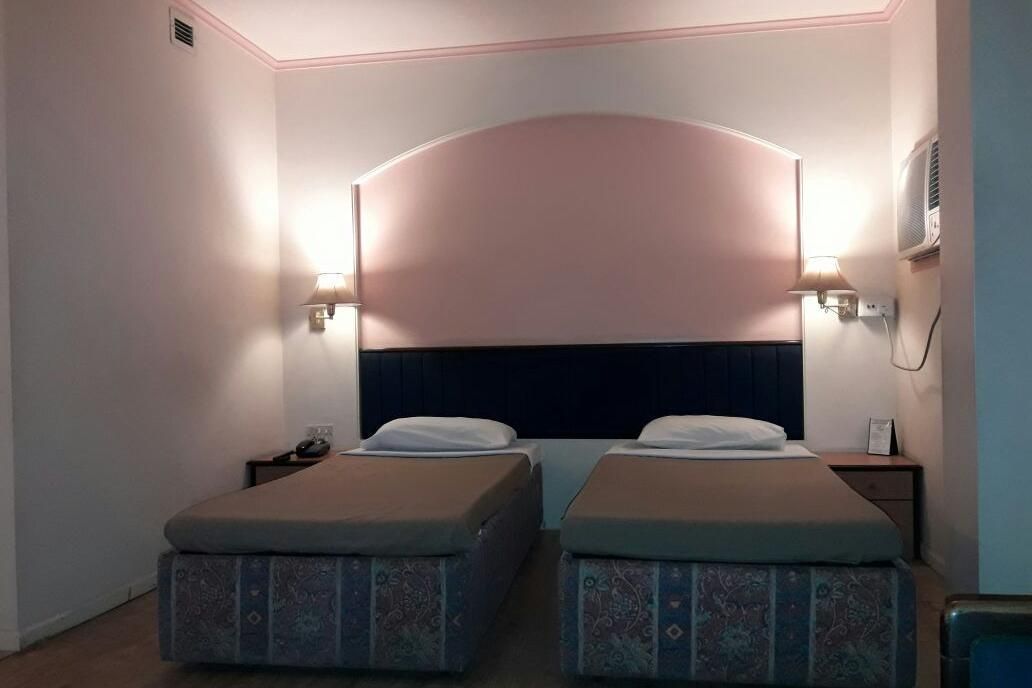 Hotel Bluehill Economy Twin Bed Room