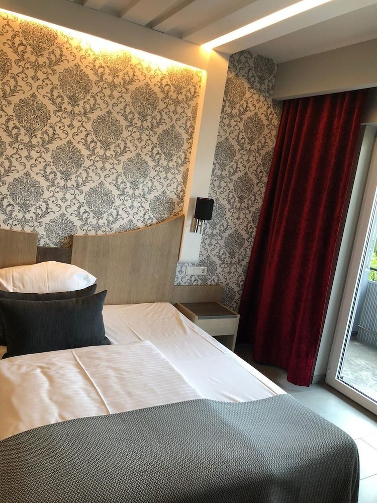 Hotel Athen Kelsterbach Airport Deluxe Double Room 5