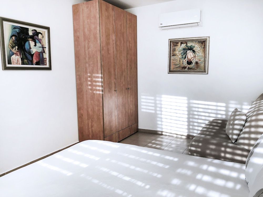 Stylish Tel Aviv Superior Suite, 1 Bedroom, Kitchen, City View 11