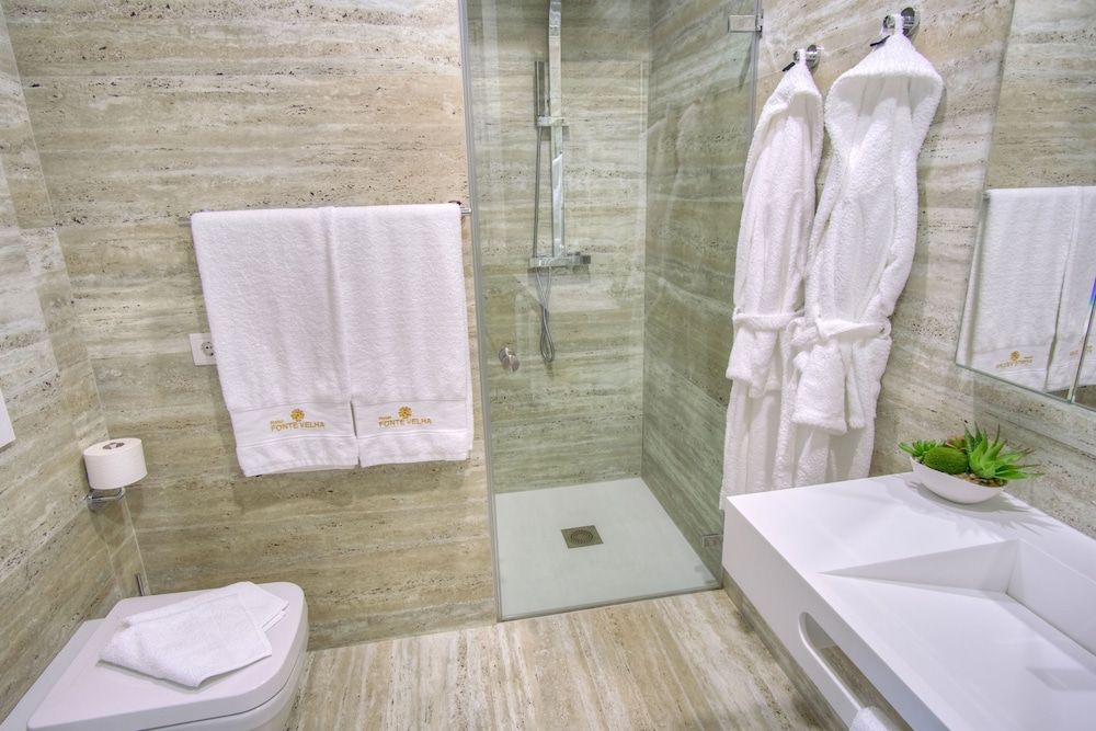 Hotel Fonte Velha Twin Room 3