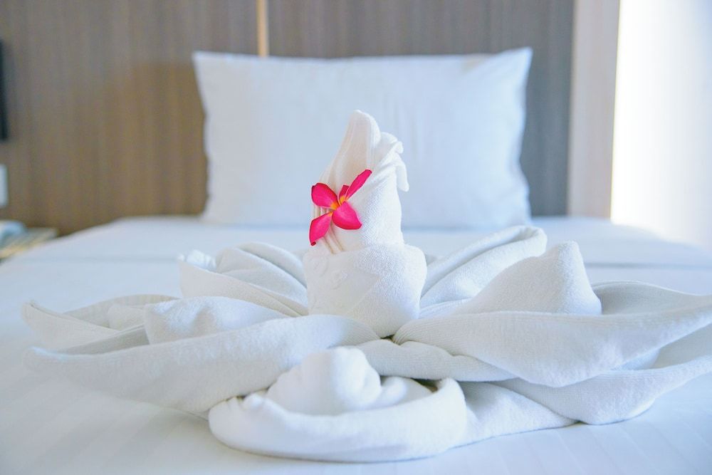 O2 luxury hotel Superior Twin Room 9