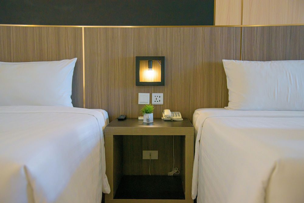 O2 luxury hotel Superior Twin Room 5