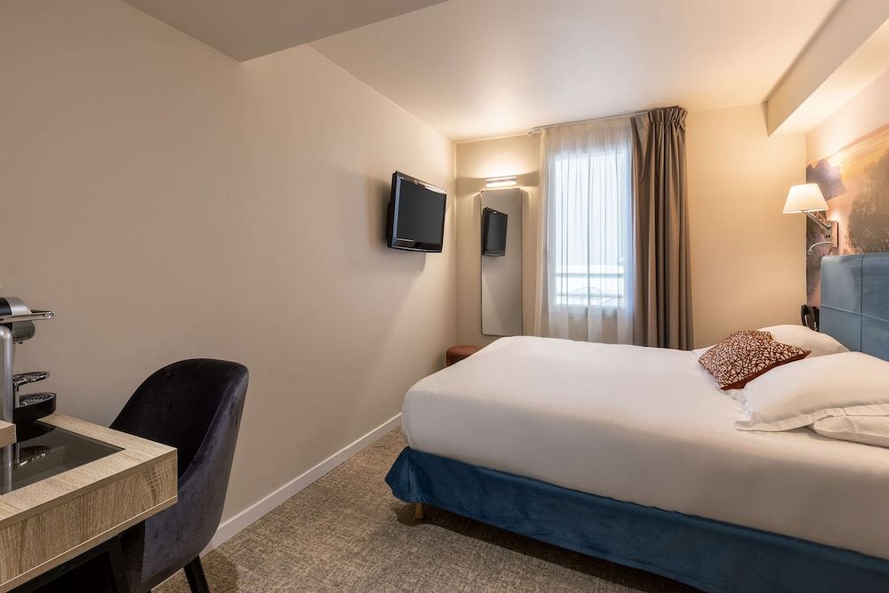 Standard Room, 1 Queen Bed, Non Smoking