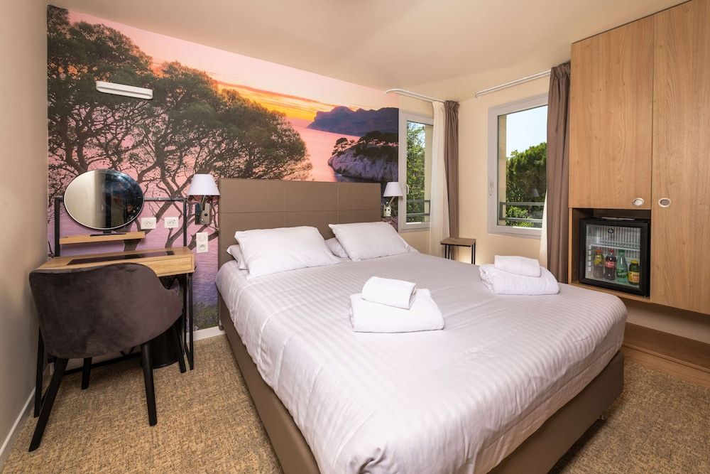 Classic Room, 1 Queen Bed, Non Smoking (Twin bed on request)