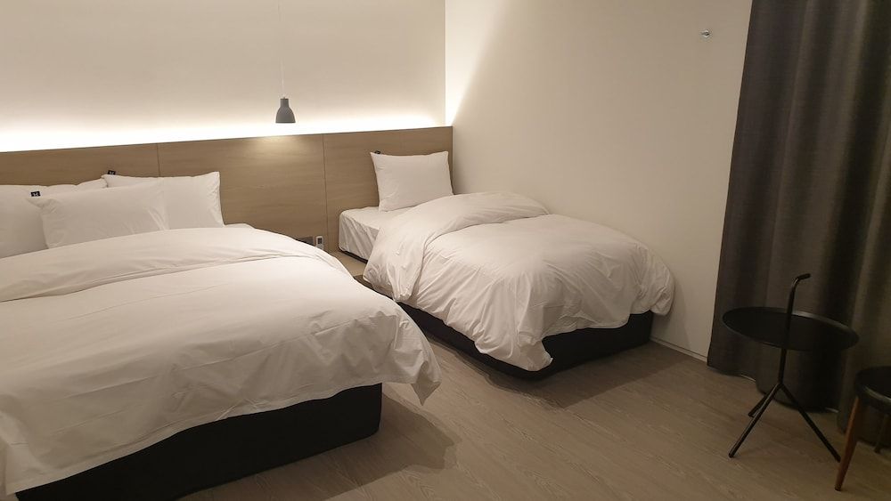 undefined H hotel 10