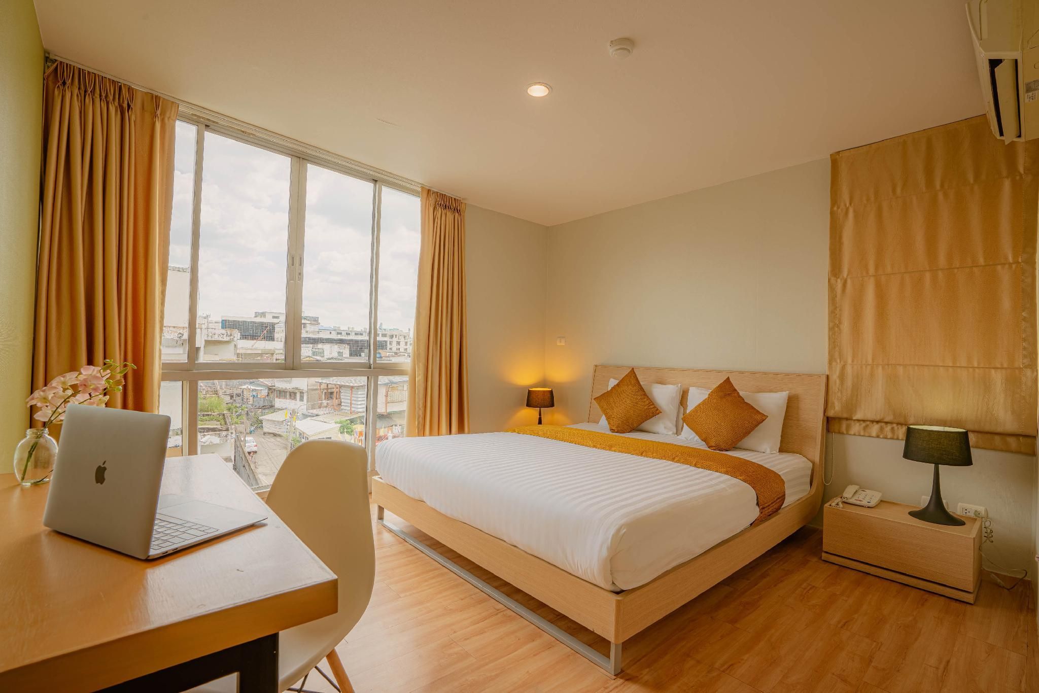 One Bedroom Suite