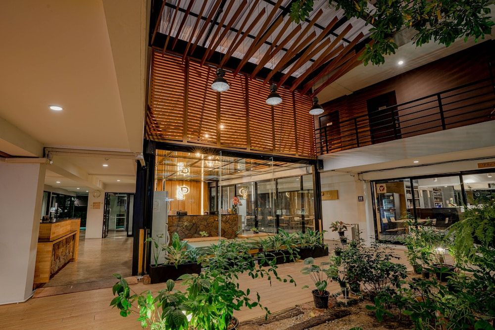 undefined Peace Land Khaosan 2