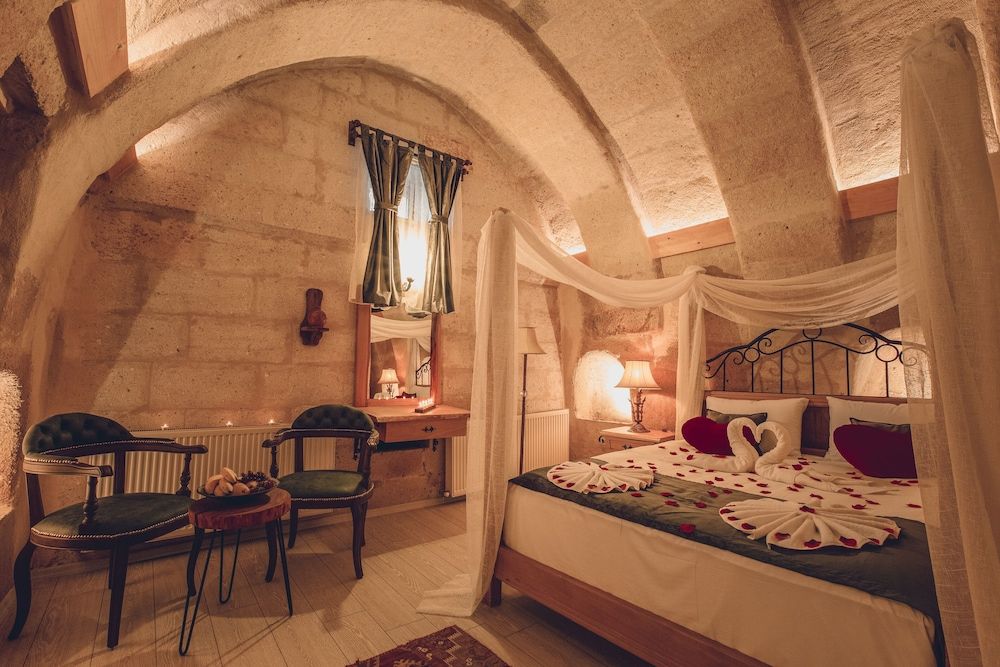 Rose Valley Hotel Honeymoon Room 8