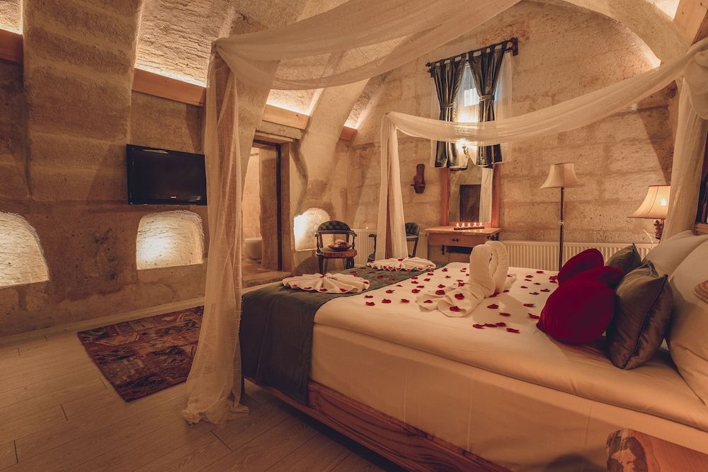 Rose Valley Hotel Honeymoon Room 7