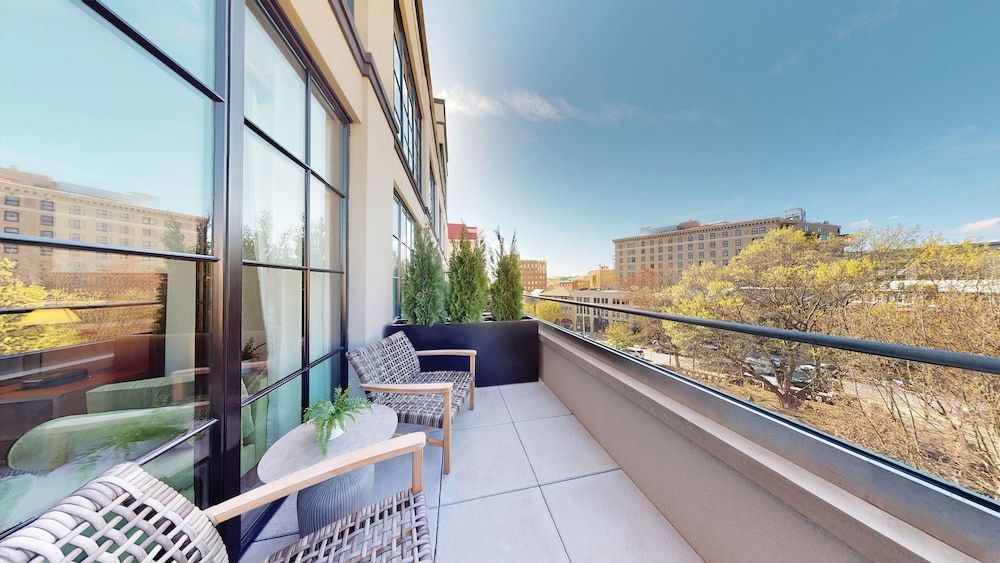 The Restoration Asheville Signature King Terrace Suite 14