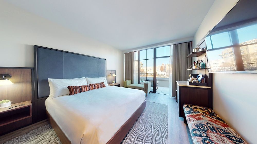 The Restoration Asheville Signature King Terrace Suite 10