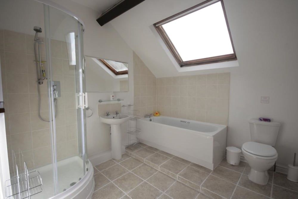 Irton Hall Pele Tower deluxe apartment 6