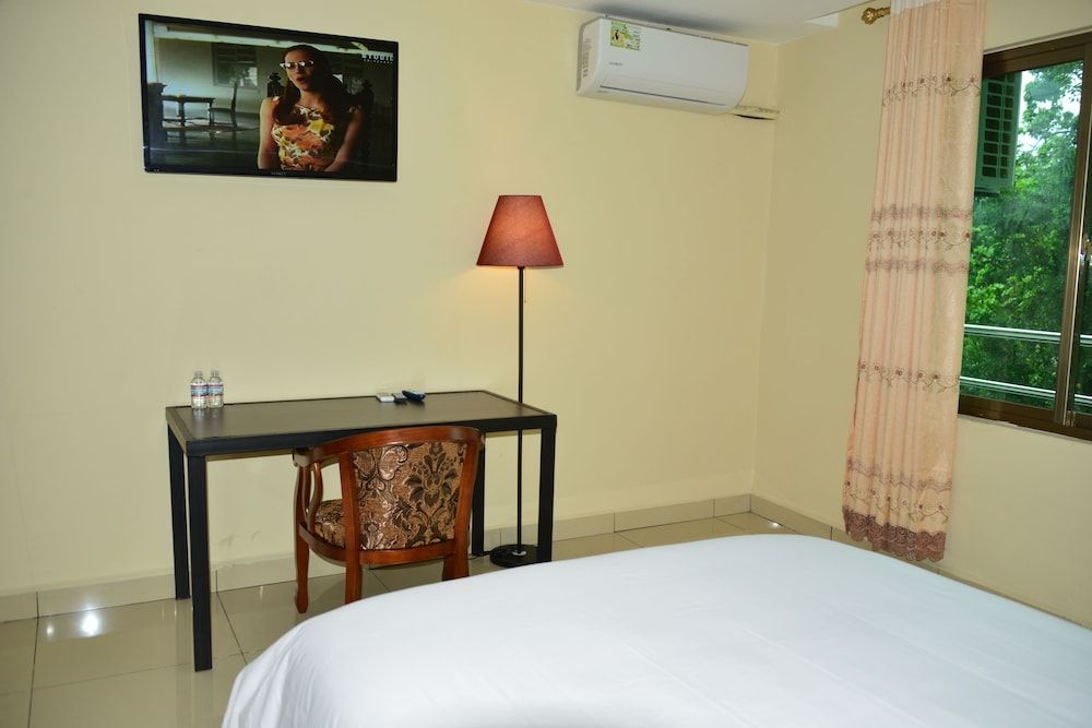 Hotel F Sur Inn Deluxe Single Room, 1 Double Bed, Non Smoking 2