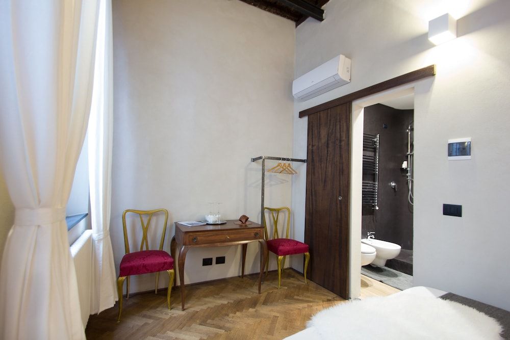 Charming Genova Residenza D'Epoca Romantic Double Room, 1 King Bed, Non Smoking 6