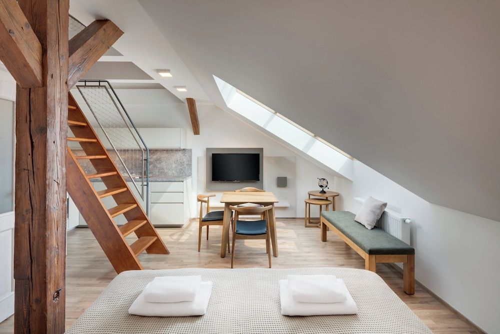 undefined Louren Apartments 6