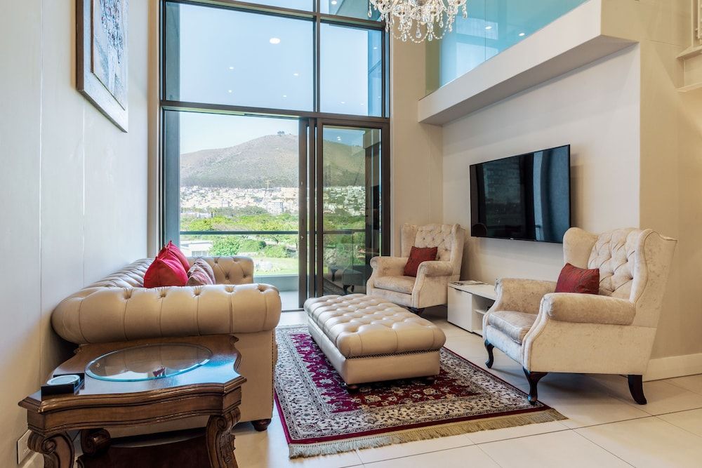 V&A Waterfront Luxury Residences - WHosting Presidential Apartment, 2 Bedrooms, Kitchen, Mountain View 14