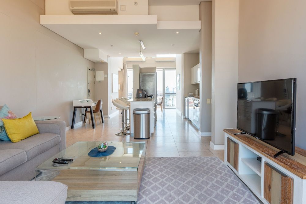 V&A Waterfront Luxury Residences - WHosting Luxury Apartment, 2 Bedrooms, Kitchen, Ocean View 13