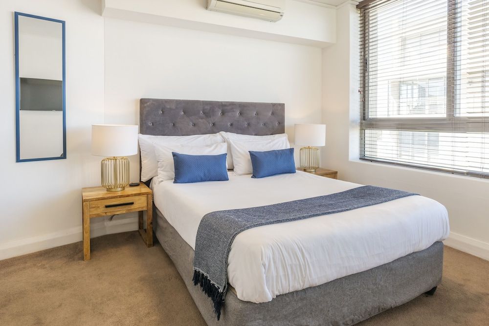 Presidential Apartment, 1 Bedroom, Kitchen, Canal View