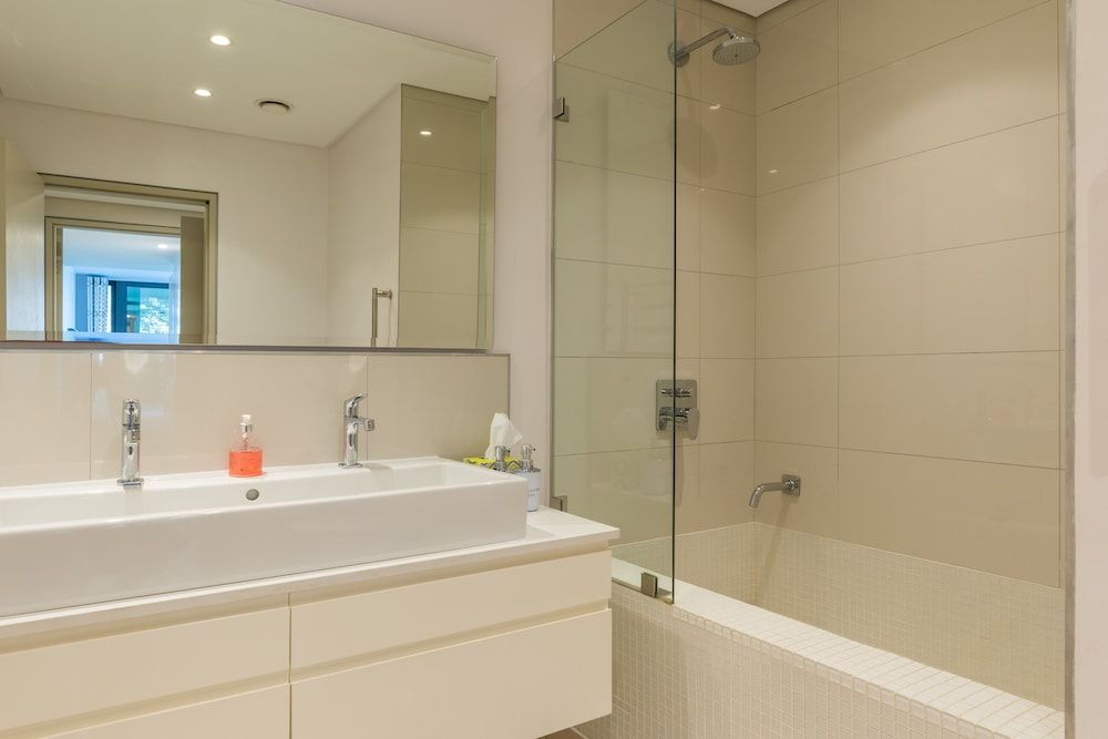 V&A Waterfront Luxury Residences - WHosting Presidential Apartment, 2 Bedrooms, Kitchen, Mountain View 10