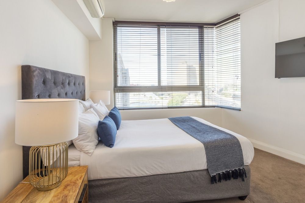 Presidential Apartment, 1 Bedroom, Kitchen, Canal View