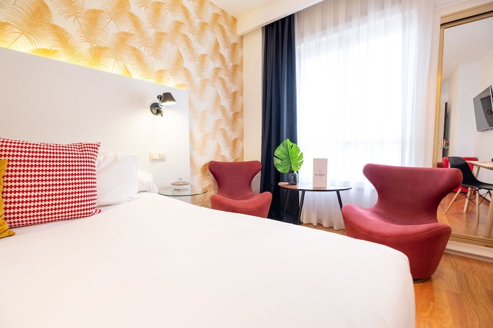 Hotel Cetina Murcia Deluxe Double Room 8