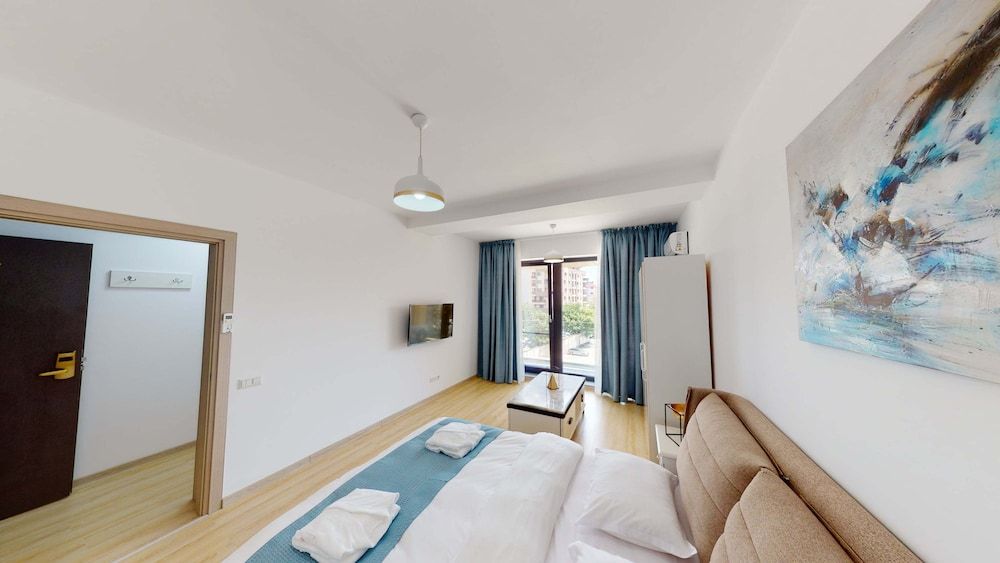 undefined Le Blanc Aparthotel 2