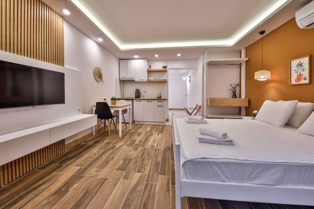 Standard Studio, 1 Queen Bed, Kitchenette