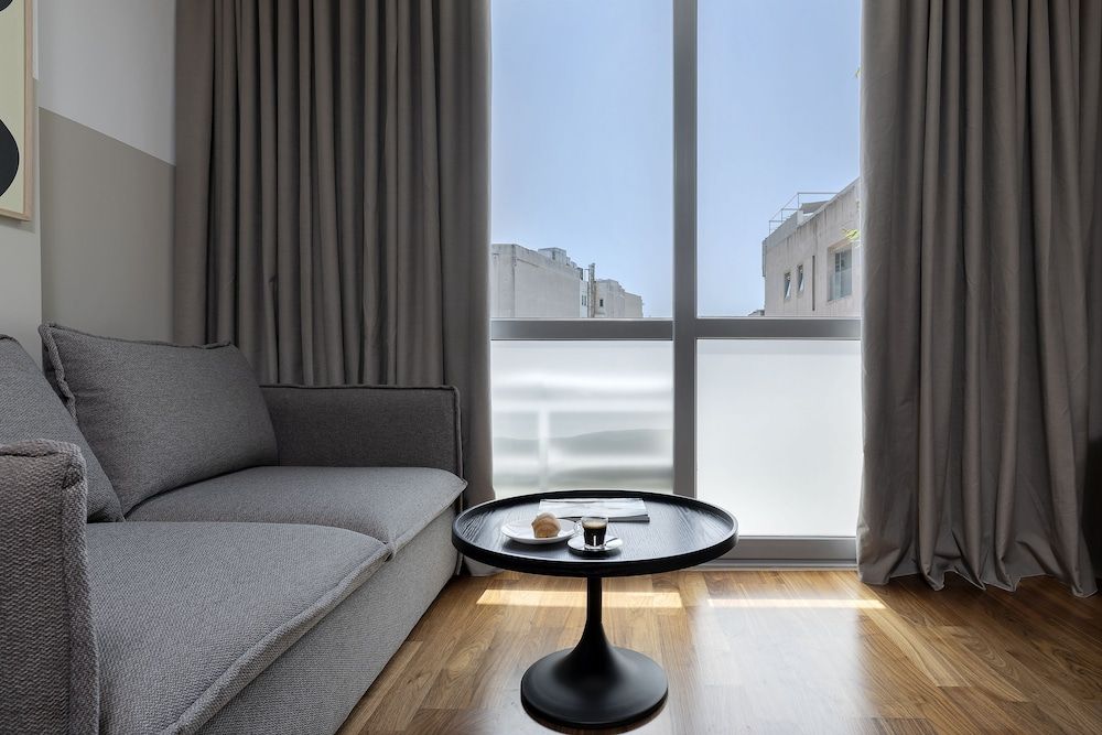 The Athenians Art Apartments Premium Suite 13