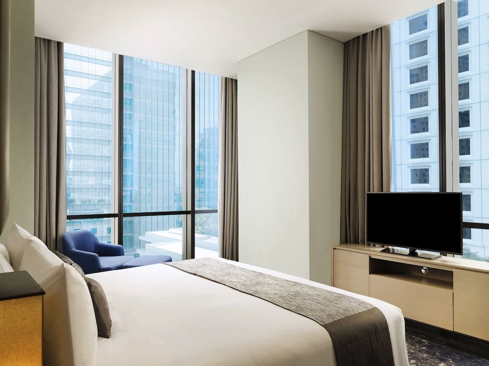 Crowne Plaza Jakarta Residences, an IHG Hotel Room, 2 Bedrooms, Balcony (High) 2