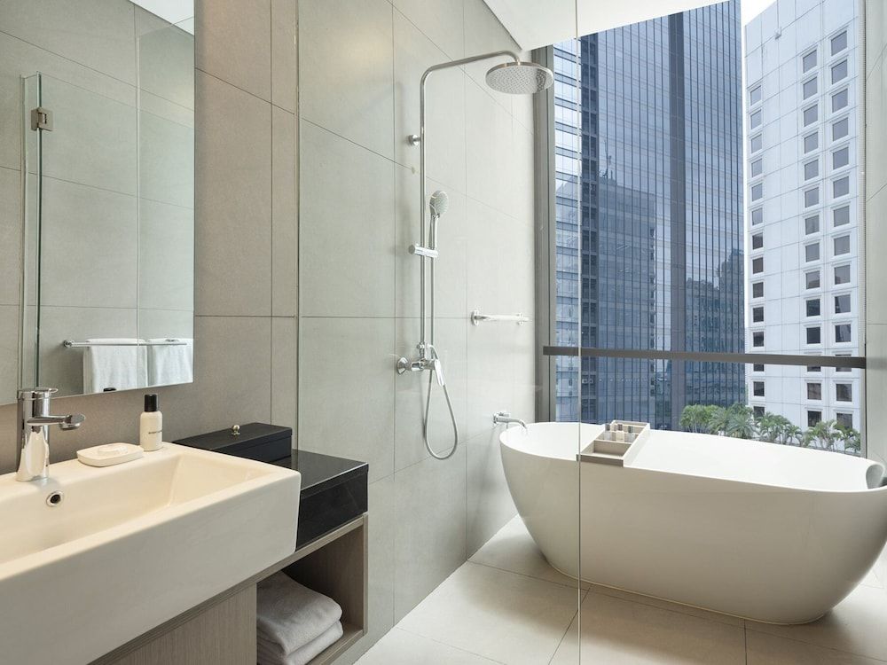 Crowne Plaza Jakarta Residences, an IHG Hotel Room, 2 Bedrooms, Balcony (High) 9