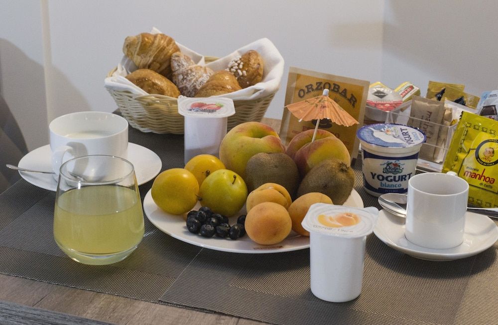 undefined Morelli Suite 9