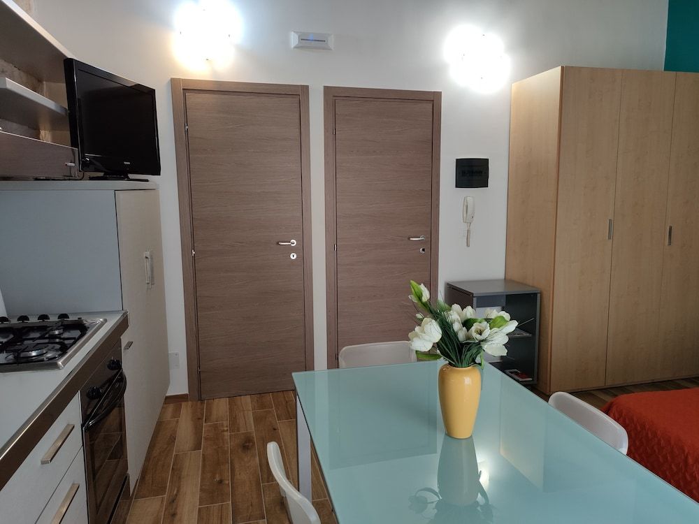 Bella Giulia Studio 5