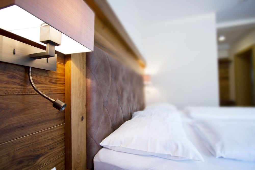 Hotel Zirngast Deluxe Double Room 3