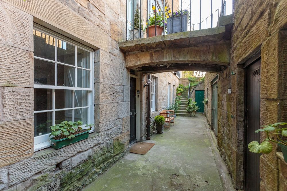 undefined Beautiful Hideout in Center of Edinburgh - Business - Holidays 6