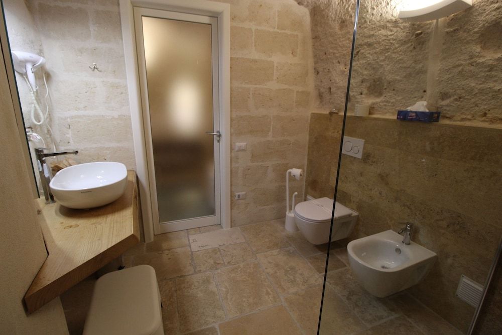 Il Casale di Maria Standard Triple Room, Ensuite 4