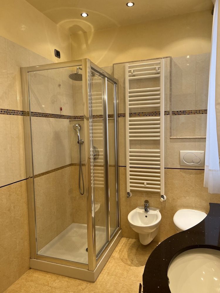 Angeles Inn Classic Double Room, 1 Queen Bed (External) 23