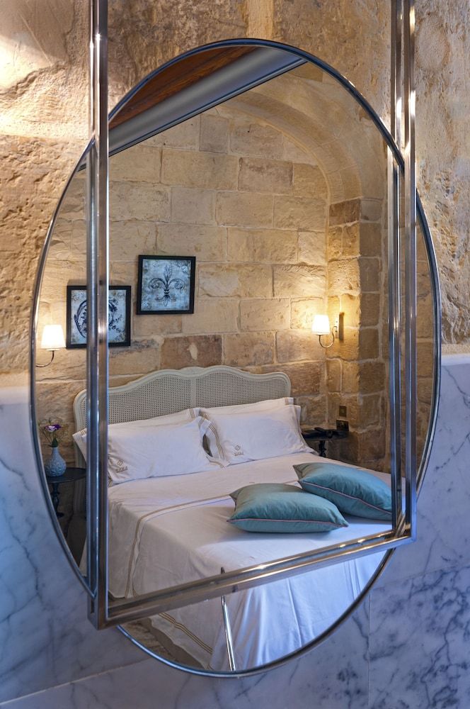 Lulu Boutique Hotel Double Room, Accessible