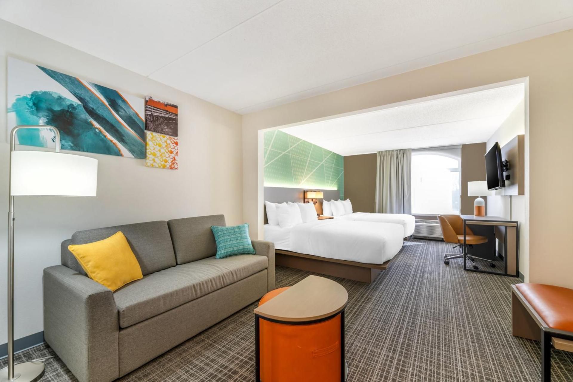Family Room with Two Queen Beds - Non Smoking