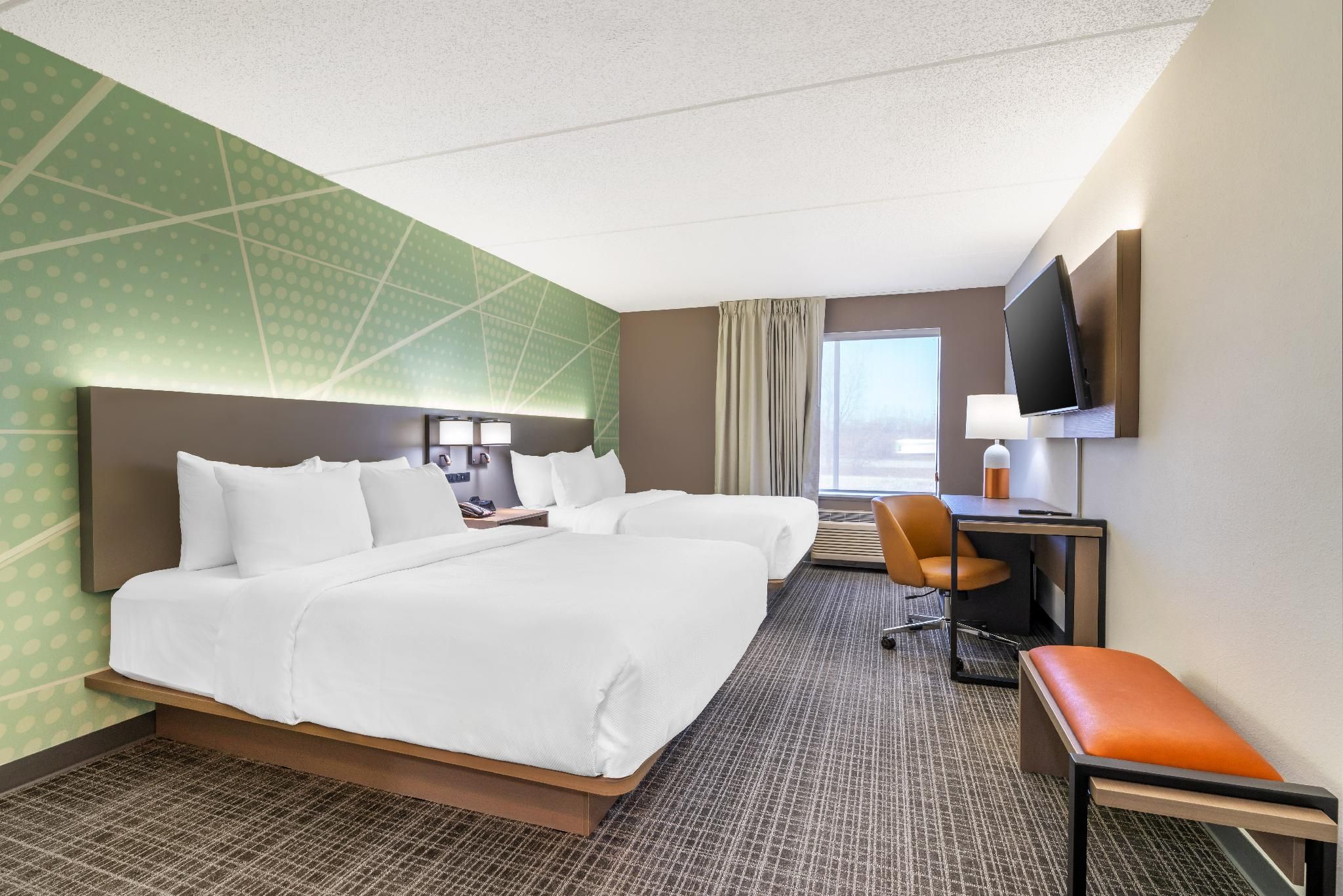 2 Queen Beds, Nonsmoking, Accessible