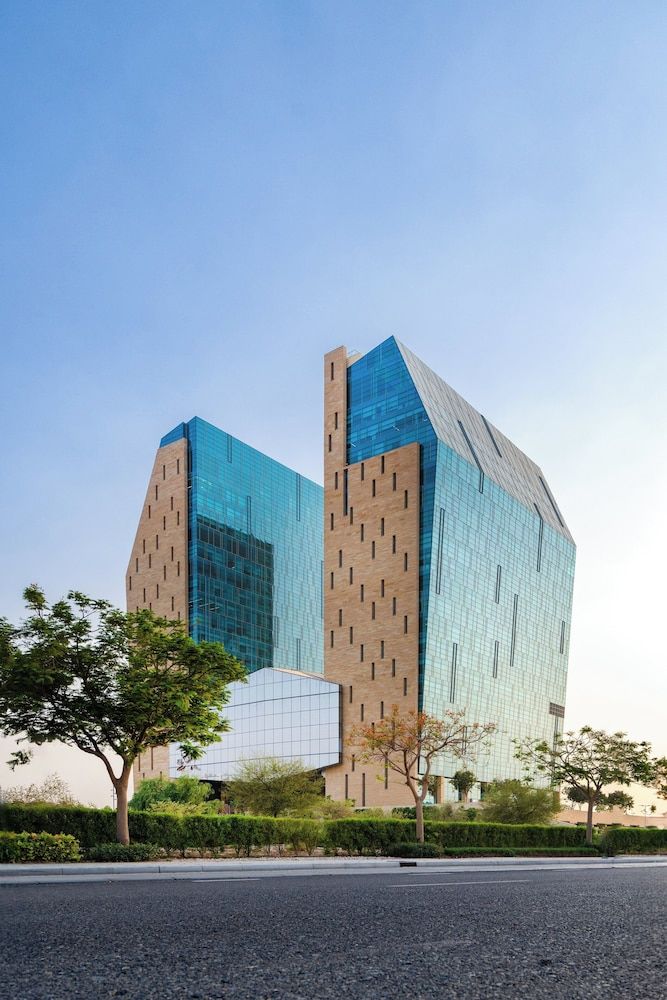 undefined Holiday Inn Hotel & Suites Dubai Science Park by IHG 3